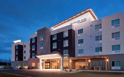 Photo 2 - TownePlace Suites by Marriott Grand Rapids Airport