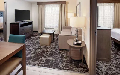 Photo 5 - Homewood Suites by Hilton Ronkonkoma