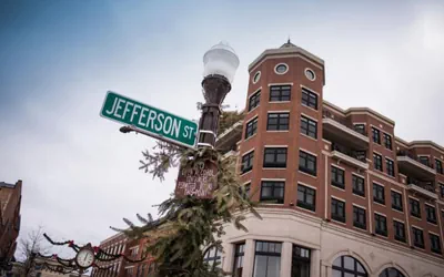 Photo 2 - Jefferson Street Inn