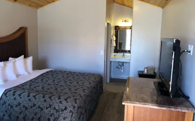 Photo 4 - Red Canyon Cabins