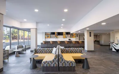 Photo 2 - DoubleTree by Hilton Livermore, CA