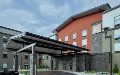 Photo 2 - Hilton Garden Inn Wenatchee