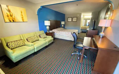 Photo 4 - Magnuson Hotel Marietta