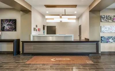 Photo 4 - Sleep Inn & Suites Yukon Oklahoma City