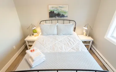 Photo 4 - Colony Suites