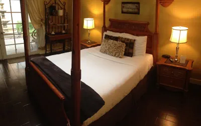 Photo 4 - Glen Ellen Inn