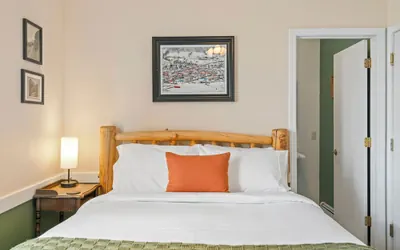 Photo 4 - The Bent Elbow Hotel