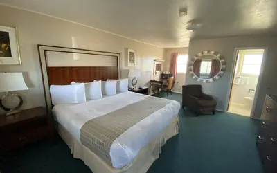 Photo 5 - Oasis Botique Motel