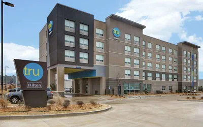 Photo 2 - Tru by Hilton Oxford