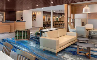 Photo 2 - Fairfield Inn & Suites by Marriott New Orleans Metairie