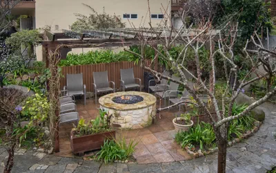 Photo 2 - Vendange Carmel Inn & Suites