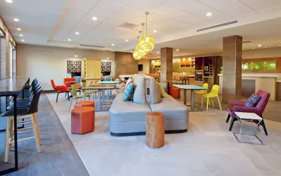 Photo 4 - Home2 Suites by Hilton Alameda Oakland Airport