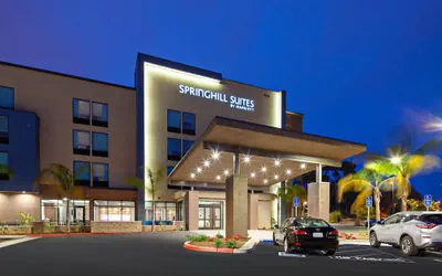 Photo 2 - SpringHill Suites by Marriott Escondido Downtown
