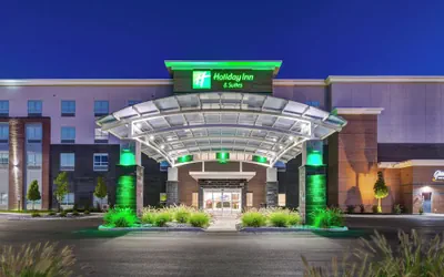Photo 2 - Holiday Inn & Suites Toledo Southwest - Perrysburg by IHG