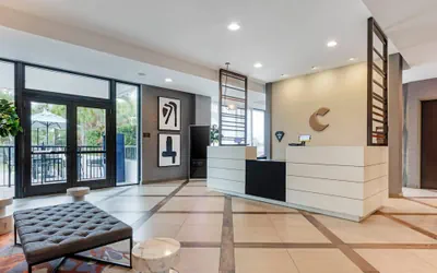 Photo 4 - Comfort Inn & Suites Miami International Airport