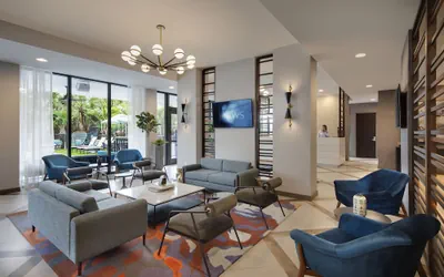 Photo 5 - Comfort Inn & Suites Miami International Airport
