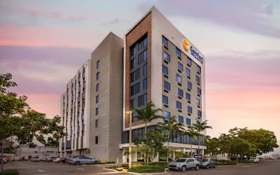 Comfort Inn & Suites Miami International Airport