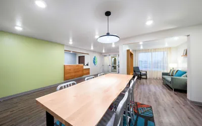 Photo 4 - WoodSpring Suites Dallas Plano Central Legacy Drive