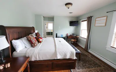 Photo 4 - Blacksburg Bed & Breakfast