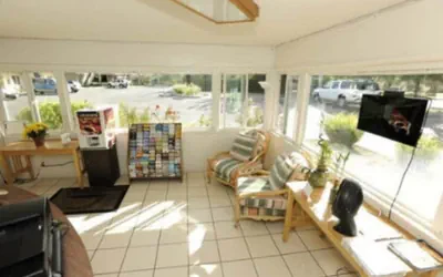Photo 3 - Victoria Motel