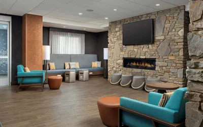 Photo 4 - Hampton Inn & Suites Rapid City Rushmore