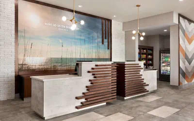 Photo 3 - La Quinta Inn & Suites by Wyndham Brunswick/Golden Isles