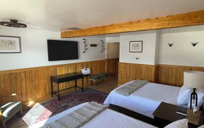 Photo 4 - Lava Mountain Lodge