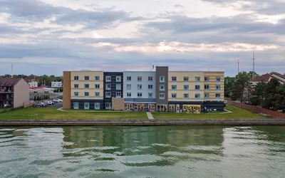 Photo 4 - Fairfield by Marriott Port Clinton Waterfront