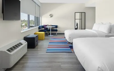 Photo 4 - Aloft by Marriott Glendale at Westgate