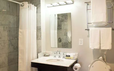 Photo 3 - The Esquire Hotel Downtown Gastonia, an Ascend Collection Hotel