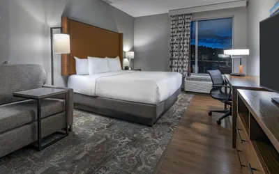 Photo 5 - La Quinta Inn & Suites by Wyndham Flagstaff East I-40