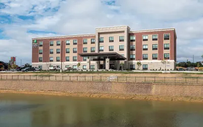 Photo 2 - Holiday Inn Express & Suites Wentzville St Louis West by IHG