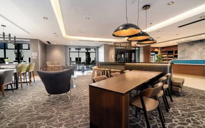 Photo 3 - SpringHill Suites by Marriott Oakland Airport