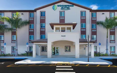Photo 2 - WoodSpring Suites Miramar