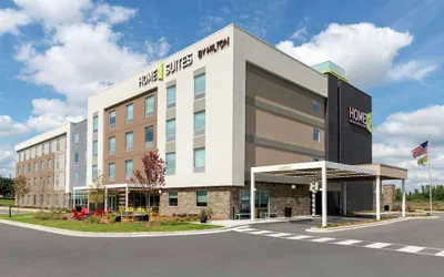 Photo 2 - Home2 Suites by Hilton Appleton