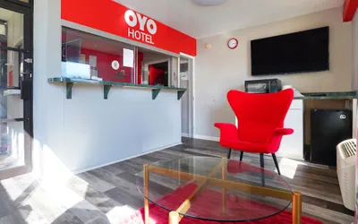 Photo 3 - OYO Hotel Decatur I-285 The Perimeter