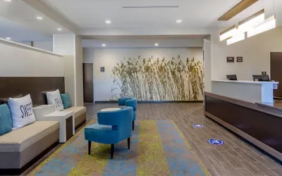 Photo 4 - MainStay Suites Great Falls Airport