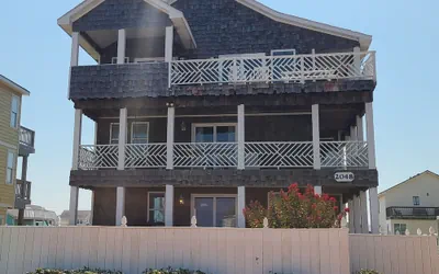 Photo 2 - Pierhouse Bed & Breakfast