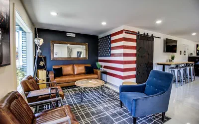 Photo 3 - Americana Modern Hotel