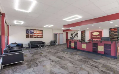 Photo 5 - Econo Lodge Cave City