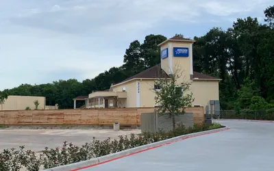 Photo 2 - Americas Best Value Inn Aldine Westfield