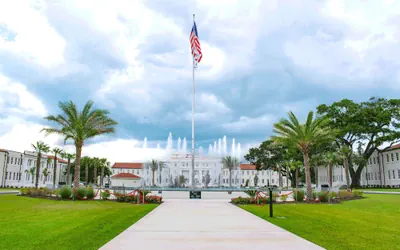 Photo 2 - Centennial Plaza Resort Gulfport