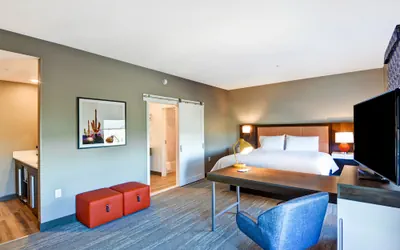 Photo 4 - Hampton Inn & Suites Tucson Tech Park