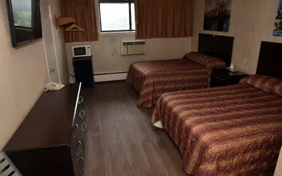 Photo 3 - Swan Motel