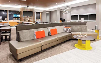Photo 2 - SpringHill Suites by Marriott Kansas City Plaza