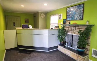 Photo 5 - Economy Inn Cadillac MI by Hotel O
