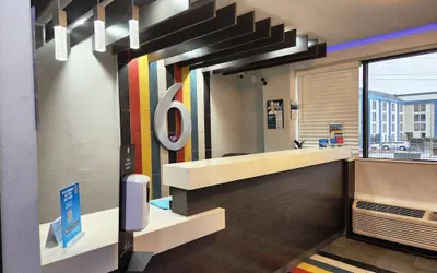 Photo 5 - Motel 6 North Little Rock, AR