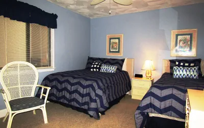 Photo 5 - Regency Towers