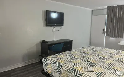 Photo 5 - Studio 6 Suites Pocomoke City, MD