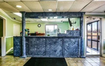 Photo 5 - OYO Hotel Jackson South I-55